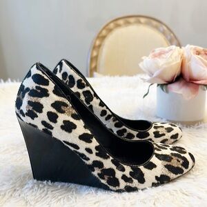 White House Black Market Animal Fur wedge heels women’s size 7.5